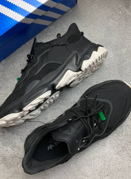 Кроссовки Adidas Ozweego Black White Gum живое фото 2
