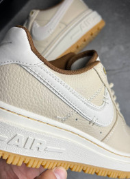 Кроссовки Nike Air Force 1 Low Luxe Pearl White Pecan Gum живое фото 4